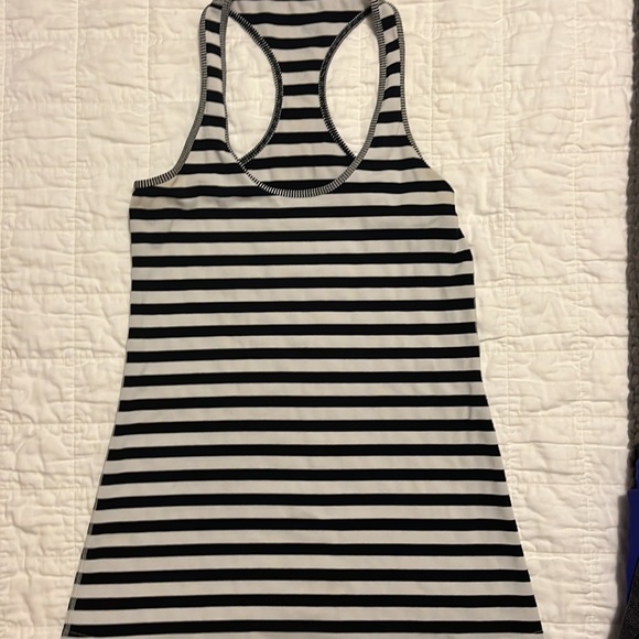 Tank - Picture 2 of 3